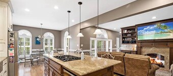 Uwharrie Point, Wine,SoakingTub,Relax,Fire Pit, Play! 