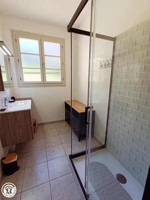 Shower - Gîtes de France® - L'Oustal de Marguerite (SAINT SULPICE)