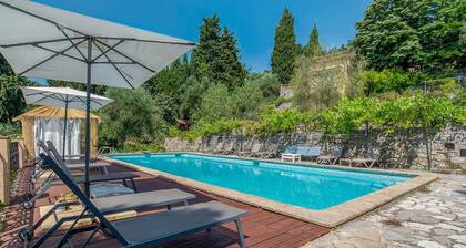 Tolles Haus mit 2 Schlafzimmern in Grasse