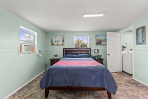 6 bedrooms, WiFi, bed sheets