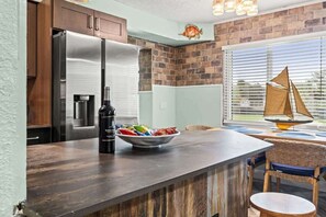 Dining - Hernando by the Sea (Hernando Beach)