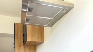 Oven, stovetop, dishwasher