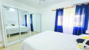 2 habitaciones, tabla de planchar con plancha y wifi gratis