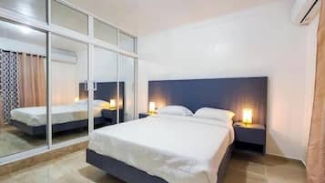 Iron/ironing board, free WiFi, bed sheets