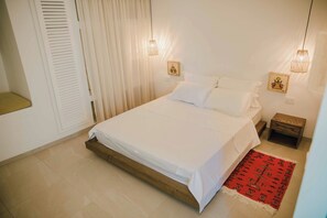 1 bedroom, desk, iron/ironing board, free WiFi