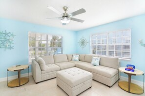 TV connectée, table de tennis de table