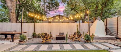 Outdoor dining
