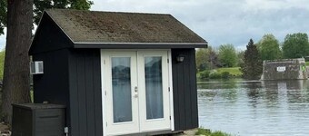 Waterfront House with Pool, Hot Tub & Fire Pit