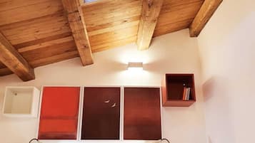 Bügeleisen/Bügelbrett, WLAN, Bettwäsche