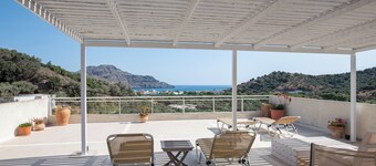 Antonis Apts - Physio Fitness Retreats