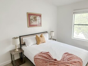 Desk, iron/ironing board, free WiFi, bed sheets - Sleepover | Charming 1BD/1BA + Gym - Austin TX (Austin)