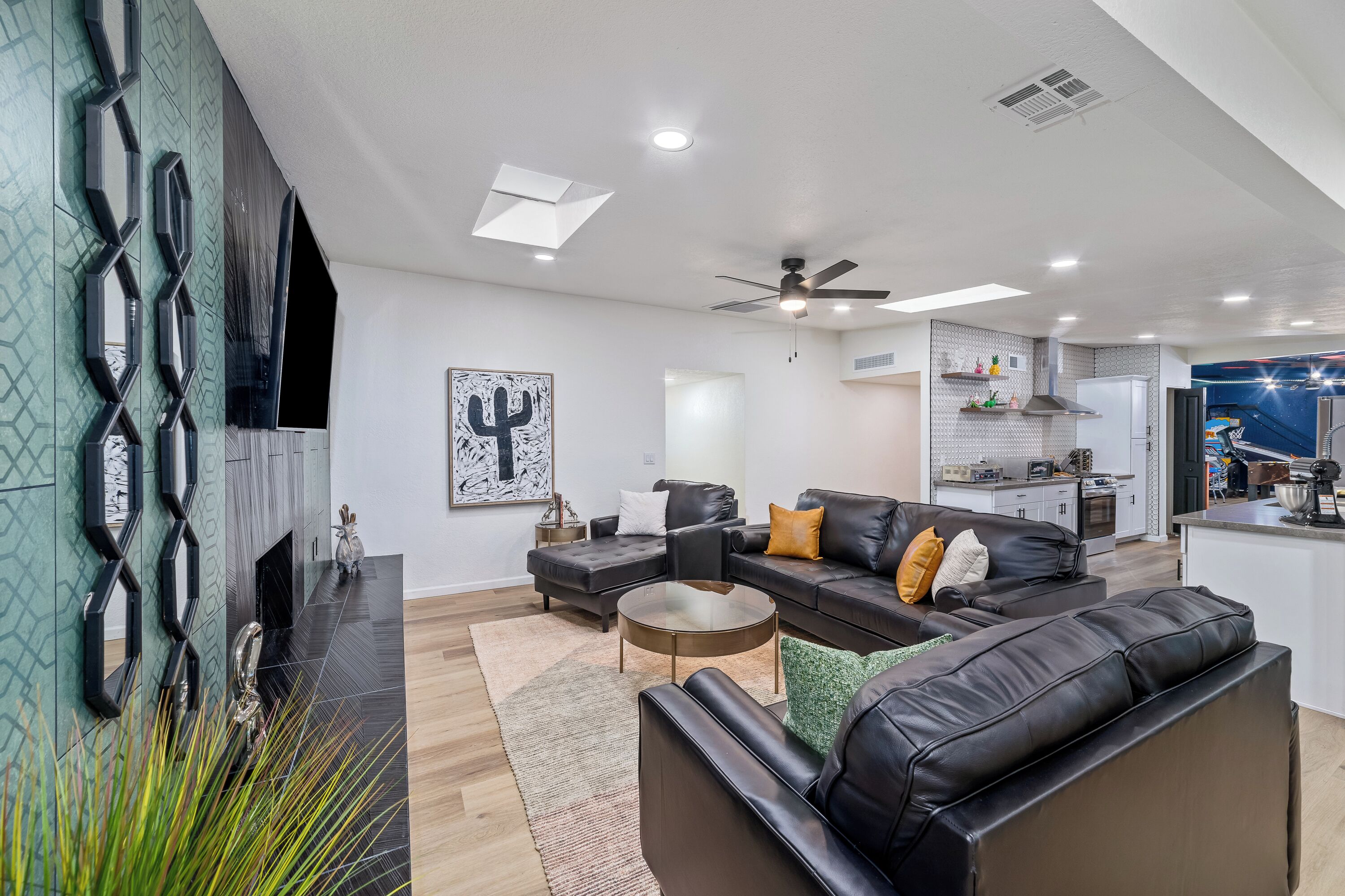 Game Room-pool Heated W/jacuzzi-waffles-2 California King Beds-u Of A 8 Miles - Tucson, AZ