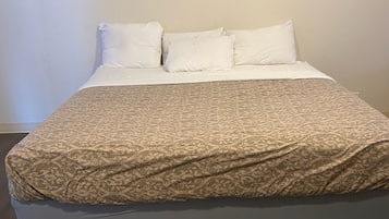 8 habitaciones, wifi y ropa de cama