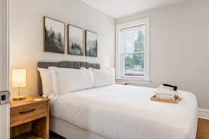 3 chambres, bureau, fer et planche à repasser, Wi-Fi gratuit