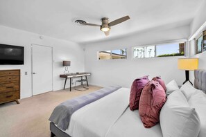 3 habitaciones, tabla de planchar con plancha, wifi y ropa de cama 