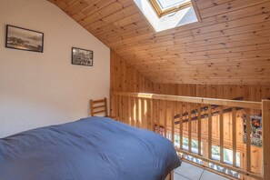 1 Schlafzimmer, Bügeleisen/Bügelbrett