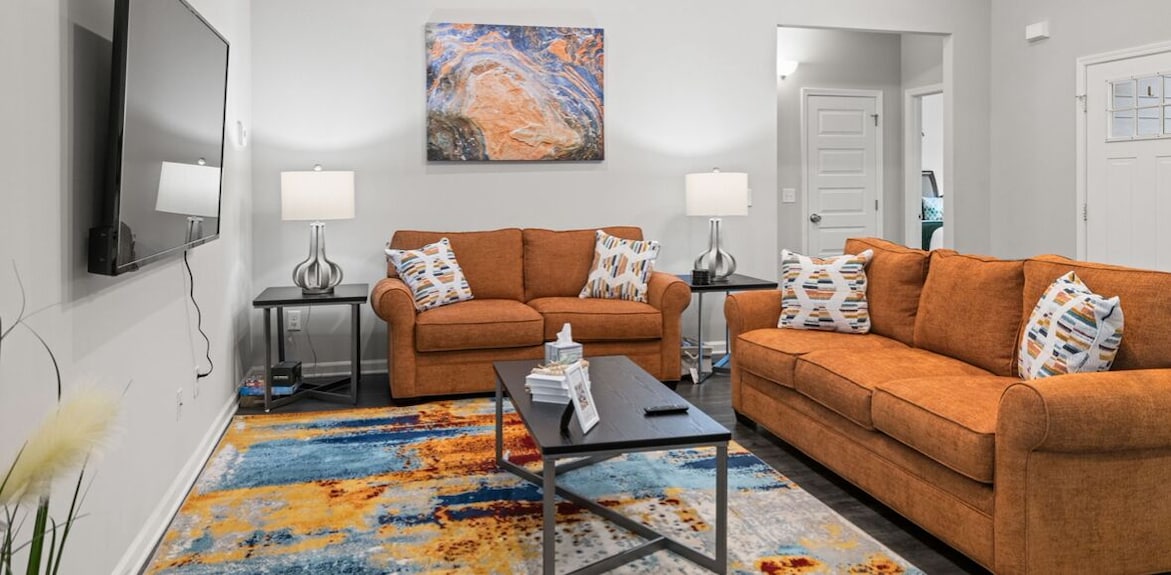 New 3-br Townhome In Delightful Spring Hill With Wifi, Ac And Many Amenities - Columbia