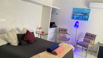 1 makuuhuone, ilmainen Wi-Fi, vuodevaatteet