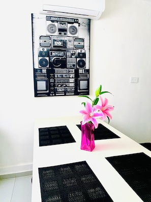 Interior - Spacious first floor apartment, CAS, Centenario, C3, Cima, Oncologico. (Hermosillo)