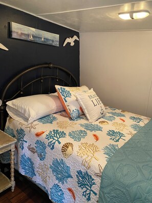 1 室のベッドルーム、WiFi