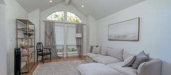 Spacious 4-bedroom house in Folsom near Sundhal Elementary School and the Lake.