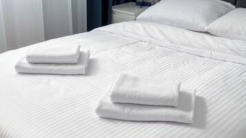 1 chambre, fer et planche à repasser, Wi-Fi, draps fournis