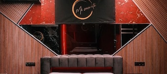 THEMED APARTMENT "50 Shades of .....".