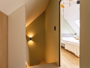 2 chambres, fer et planche à repasser, Wi-Fi, draps fournis