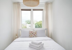 1 chambre, fer et planche à repasser, Wi-Fi, draps fournis