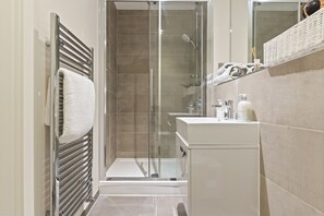 Haartrockner, Handtücher