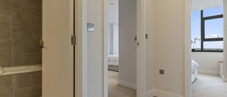 2 sovrum, strykjärn/strykbräda, gratis wi-fi och sängkläder