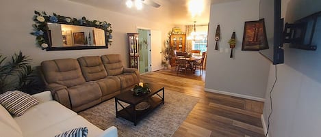 Älytelevisio, työhuone, tulostin