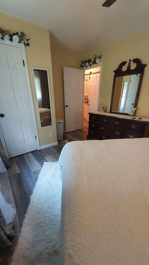 1 bedroom, desk, iron/ironing board, travel cot