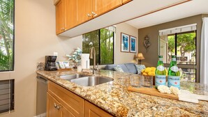 Kondominium (1 Bedroom) | Dapur pribadi | Mesin pembuat kopi/teh, microwave, oven, dan mesin pencuci piring