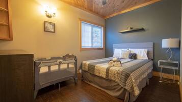 2 quartos, escrivaninha, berço de viagem, Wi-Fi