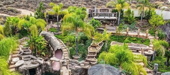 Hidden Oasis - Paradise Getaway - Sleeps 25 Guest