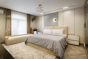 4 chambres, fer et planche à repasser, accès au Wi-Fi (inclus)