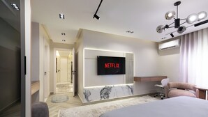 4 soverom, skrivebord, strykejern/-brett og wi-fi (inkludert)
