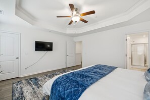 3 habitaciones, tabla de planchar con plancha y wifi gratis 