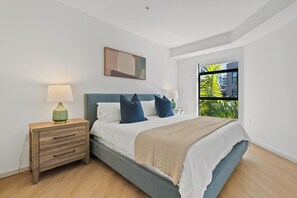 2 bedrooms, iron/ironing board, travel cot, free WiFi