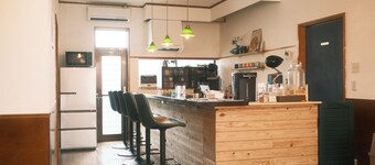 Guest House SAKURAZUKISOU - Hostel