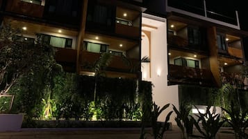 บริเวณภายนอก