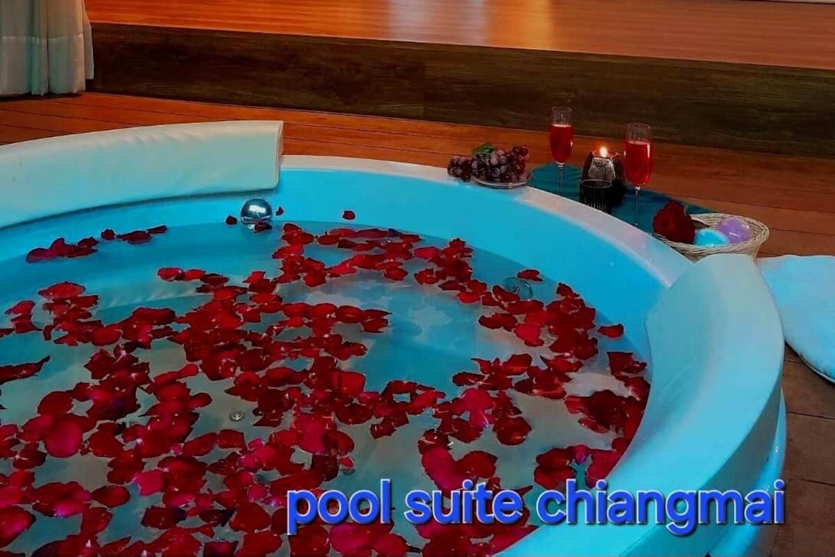 Luxury Double Room Single Use | Free WiFi