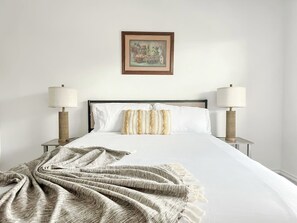 Desk, iron/ironing board, free WiFi, bed sheets