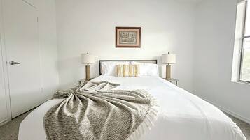 Desk, iron/ironing board, free WiFi, bed sheets