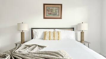 1 dormitori, planxa i posts de planxar, wifi gratuïta i roba de llit