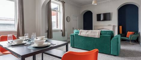 تناول الطعام