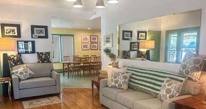 Spacious Vintage Getaway. Walkable!