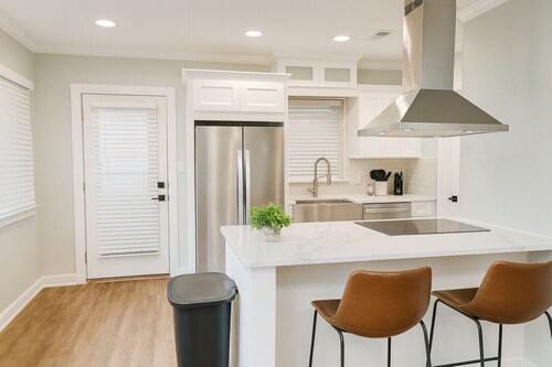 Modern Atlanta Getaway - Minutes to Downtown