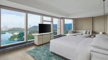 Grand-Studio, 1 King-Bett, Seeblick | Hochwertige Bettwaren, Daunenbettdecken, Minibar, Zimmersafe